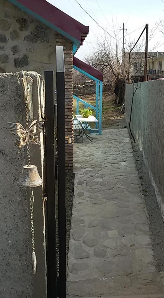 Nino'S House Apartment Tsinandali Luaran gambar
